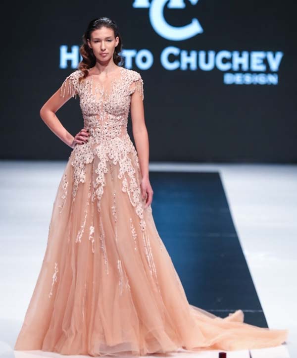 НОСИТЕЛЯТ НА ЗЛАТНА ИГЛА ХРИСТО ЧУЧЕВ ПОКАЗВА  НАЙ-НОВАТА СИ КОЛЕКЦИЯ НА  SFW AW 2018